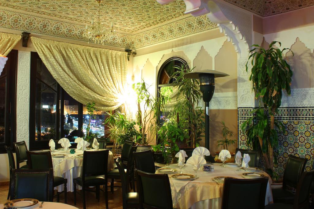 Collier De La Colombe Hotel Meknès Buitenkant foto