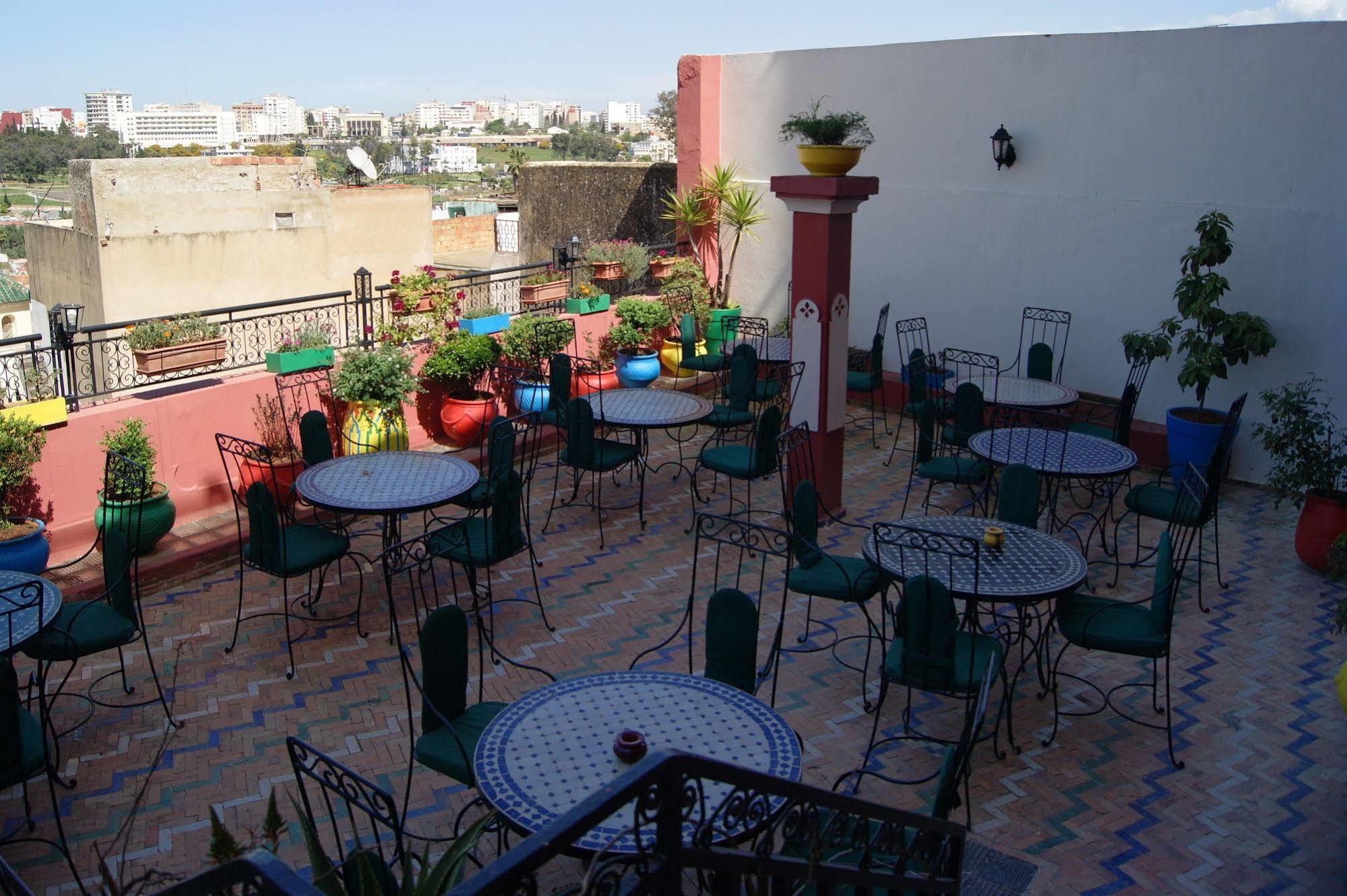 Collier De La Colombe Hotel Meknès Buitenkant foto